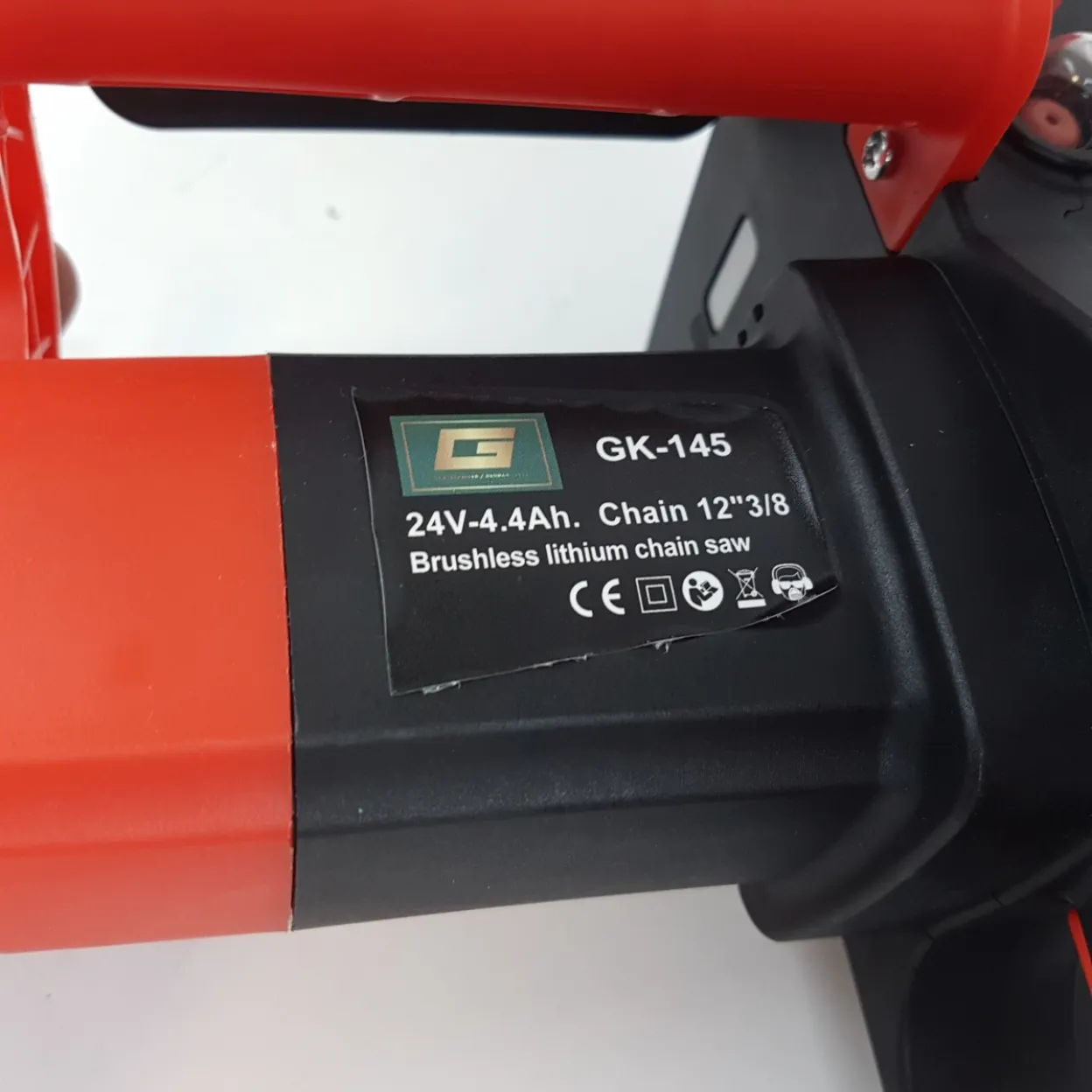 Akumulatorska verižna žaga 30 cm